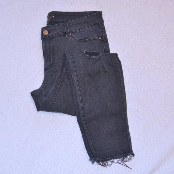 White House Black Market Denim - 4/$20 WHBM The Skinny Ankle Black Distressed Jeans